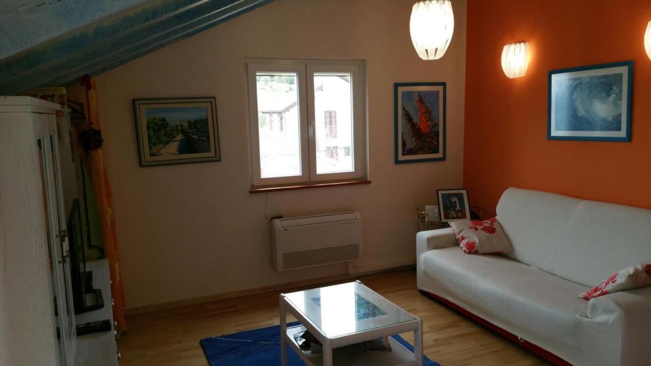 Appartamento Tri Palme Prvic Sepurine Esterno foto