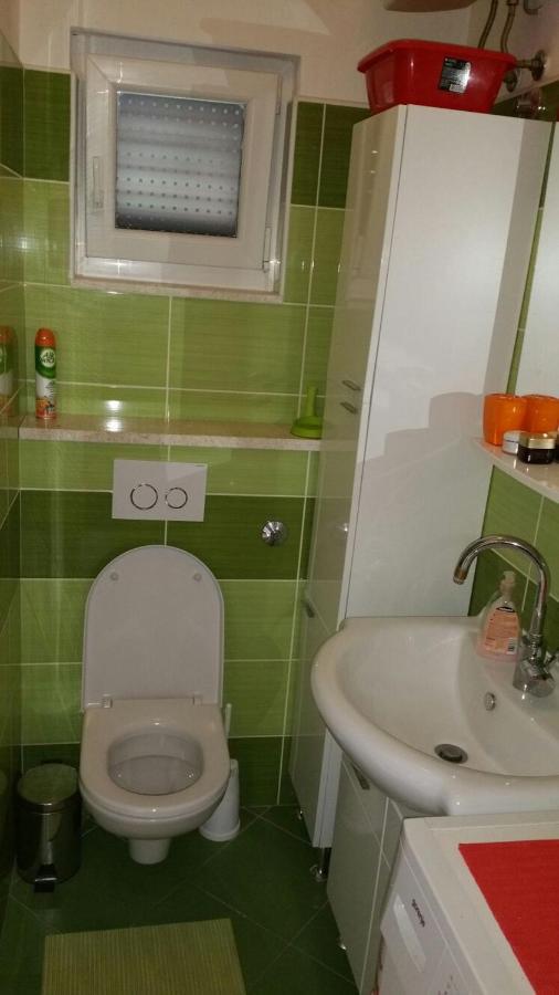 Appartamento Tri Palme Prvic Sepurine Esterno foto